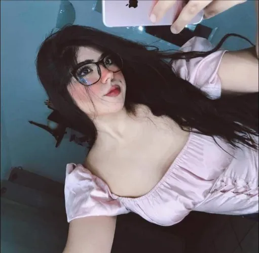 Alguien para tratarnos?