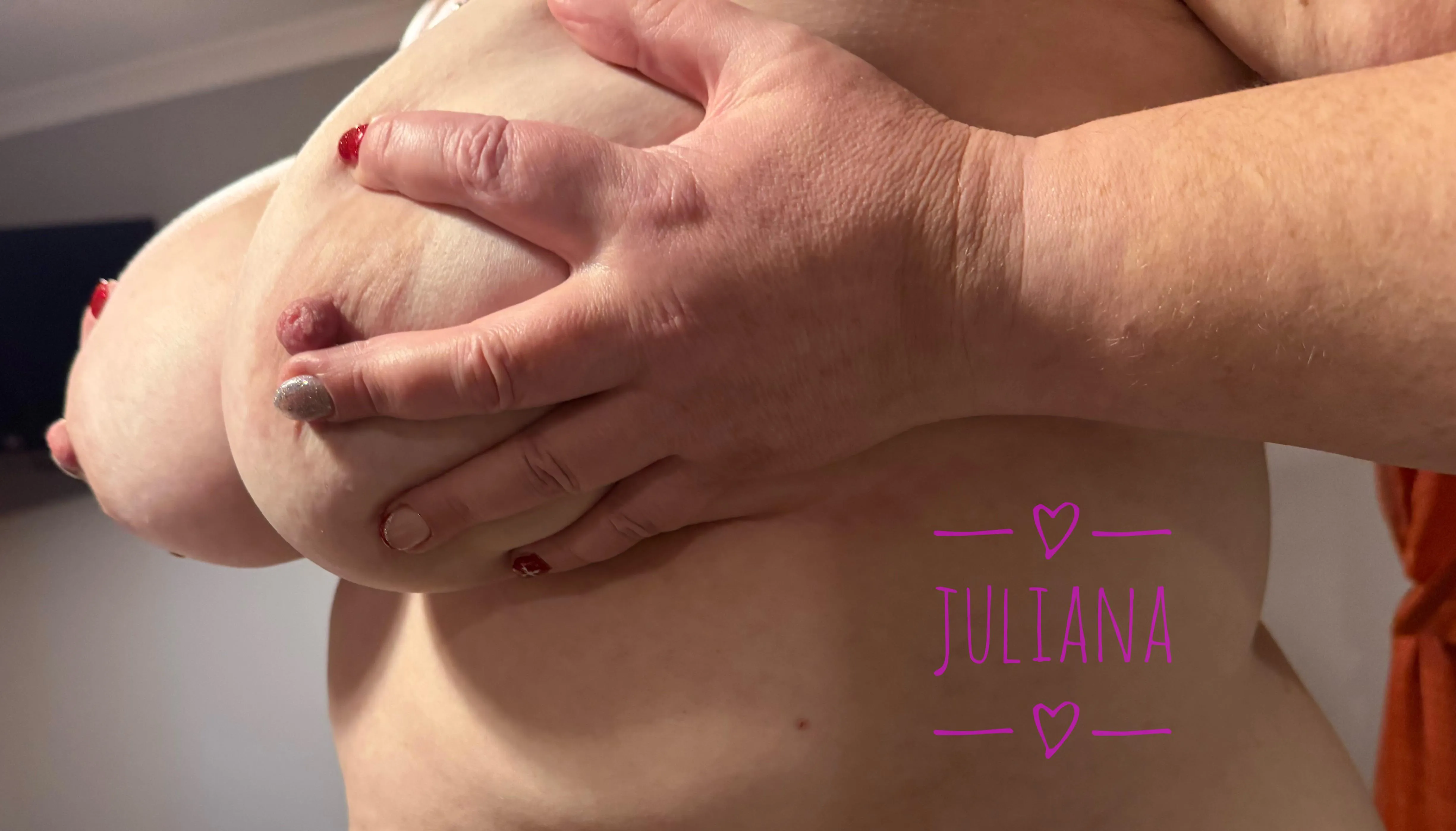 Do like my new festive nails