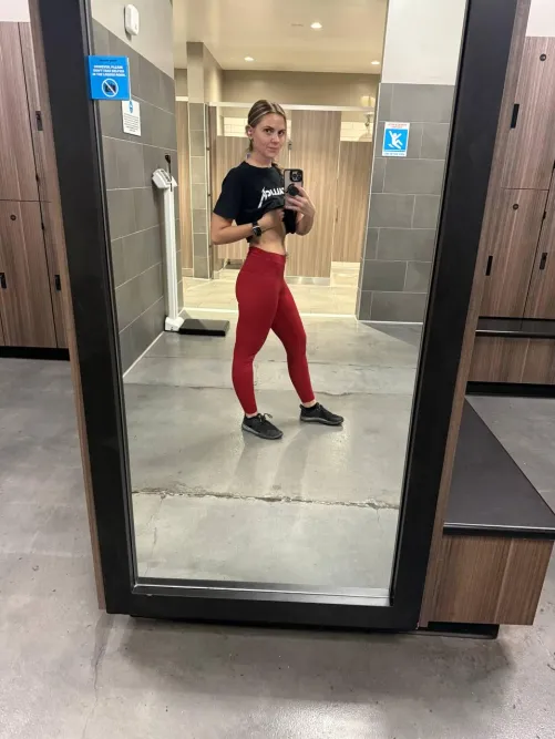 Does this tease feel light… or does it linger with you? 💫