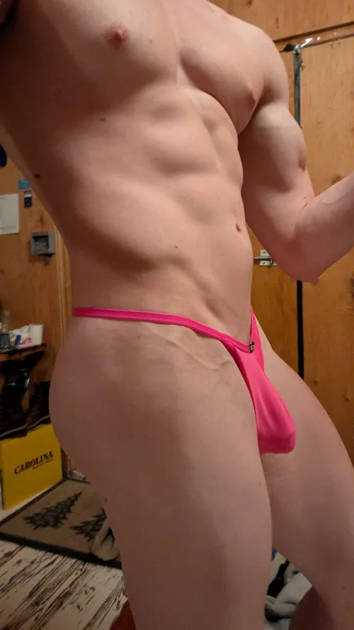 Hope all you betas had a good Christmas. Now fill my inbox with messages about how you would worship my muscular fem body. Maybe in the morning I'll drain you while making you leak like crazy