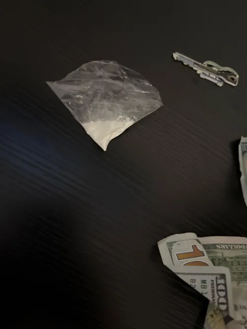 30m4f let’s chat ladies while skiing