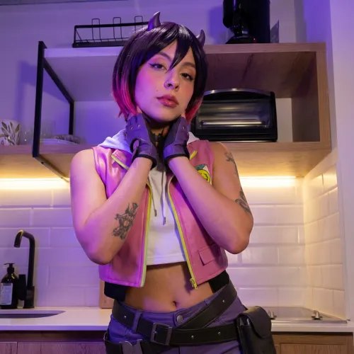 Clove from Valorant (Gracie Miller)