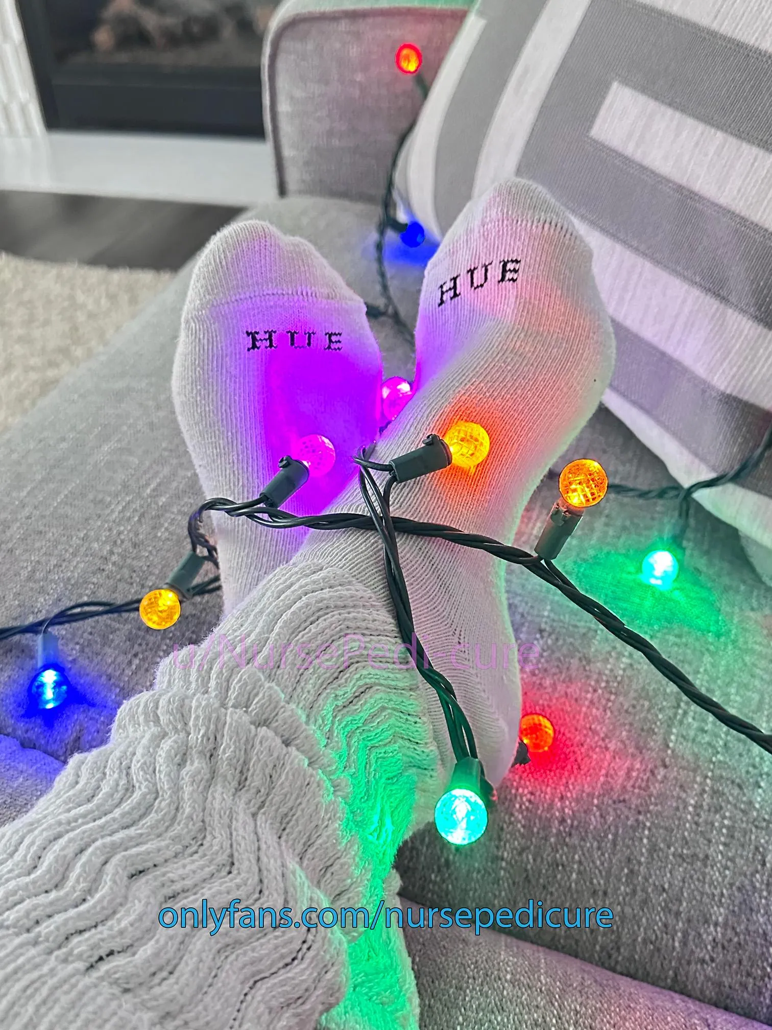 My Christmas gift to you! Will you choose to unwrap it? 🎁