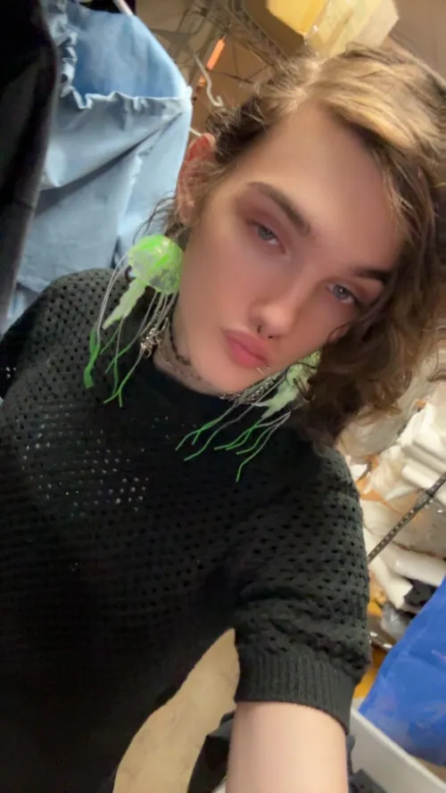 (TF4A) Anyone around? I’m a lil horny, no older guys plz