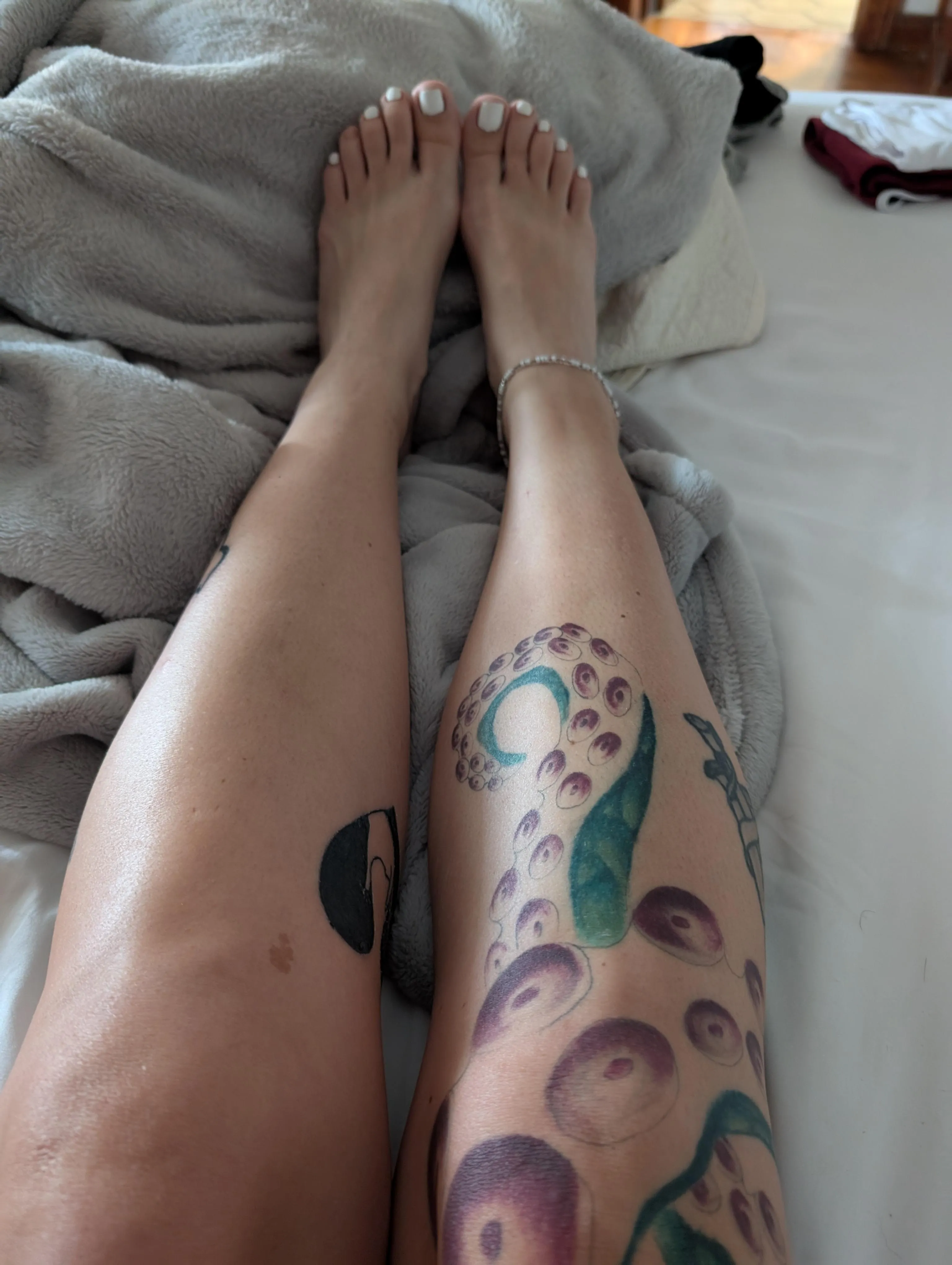 These white toes have been all over Costa Rica 🇨🇷