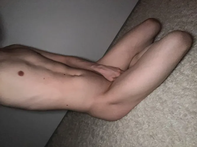 Wish I had some cuddles to keep me warm :P (24yo)