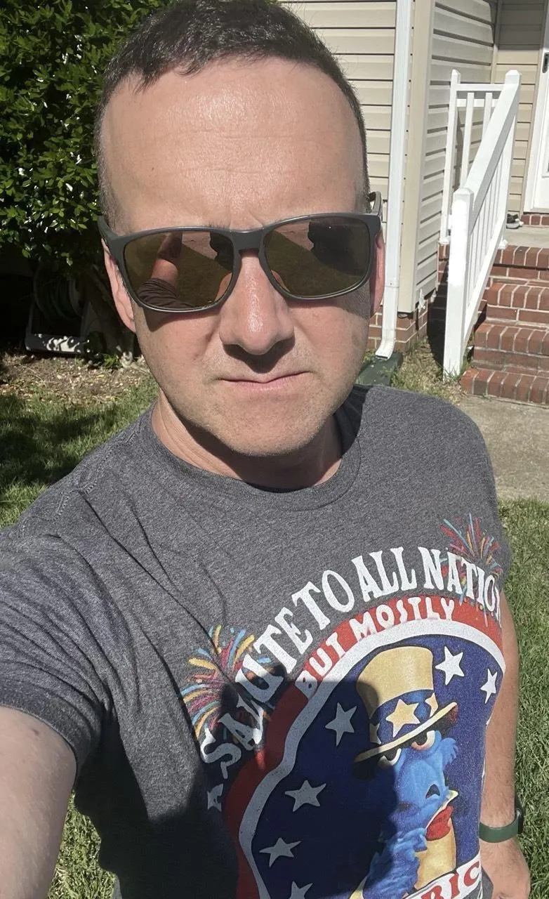 43 [M4F] Western Branch - Evening Car Oral In My Driveway