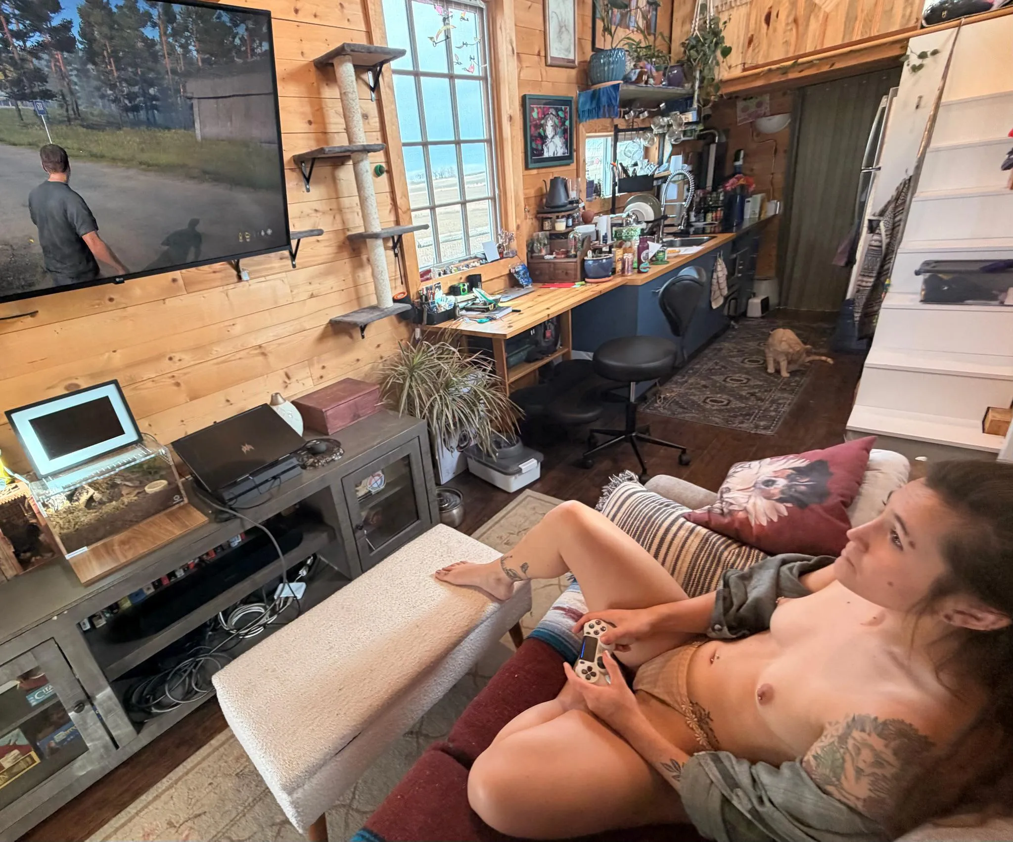 Gaming is a clothing optional activity for me