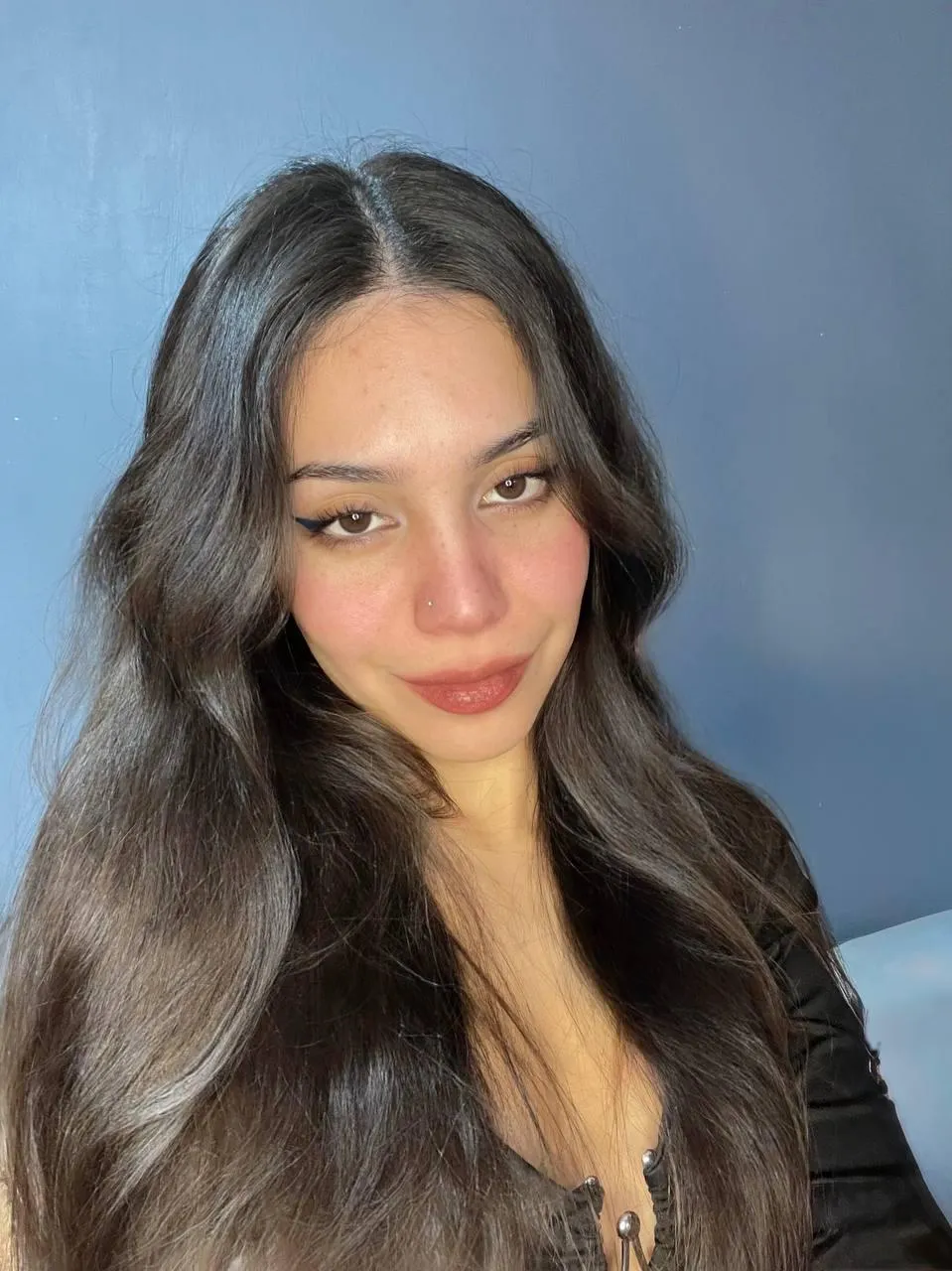 If you want to be dominated, humiliated, and with CBT, you've found your domme.