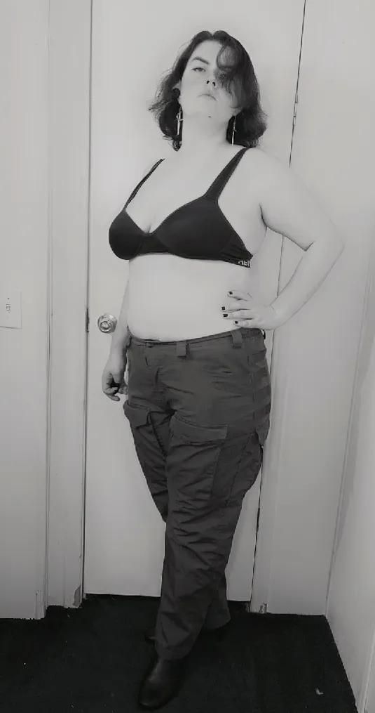 Just a little modeling with my new boots, at another 1 inch or so for the heels for a total of 6'2. :D