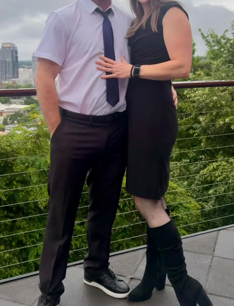 [MF4MF] Headed to downtown Portland tomorrow night Sat 12/27. Any couples want to meet for a drink…