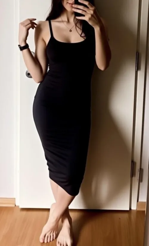 Size 11 5’11 ft 🥺