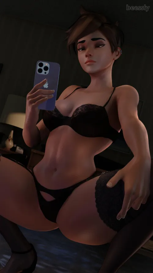 Tracer Selfie (Beessly)