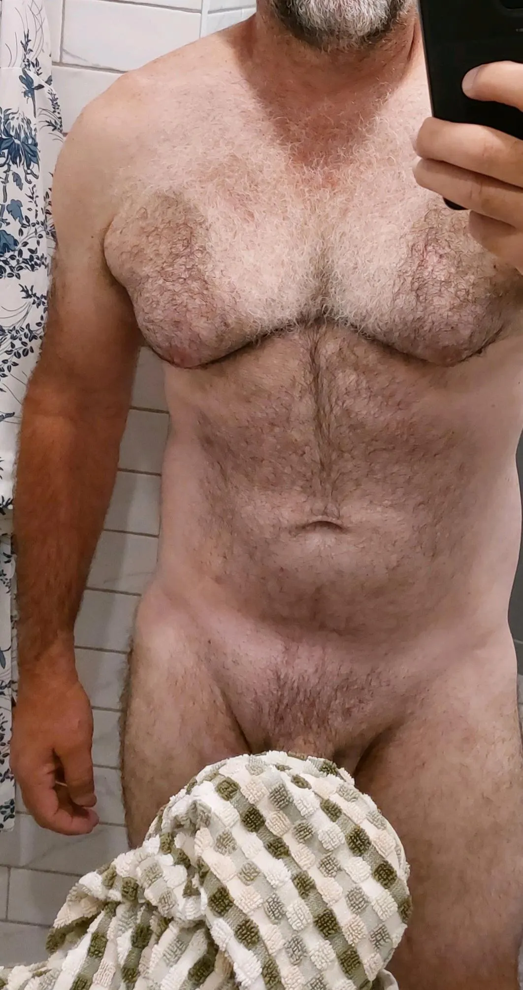 Move the towel, or is this already too much