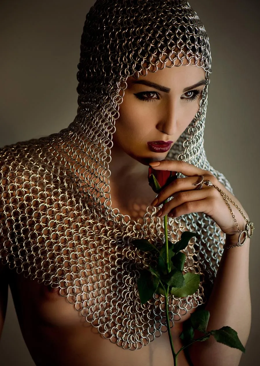 The rose & the thorns