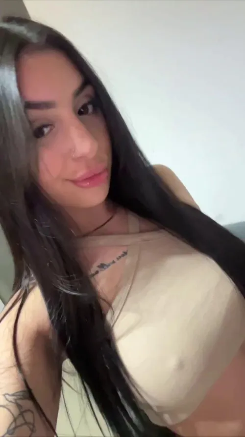 21F looking for a little excitement close to home