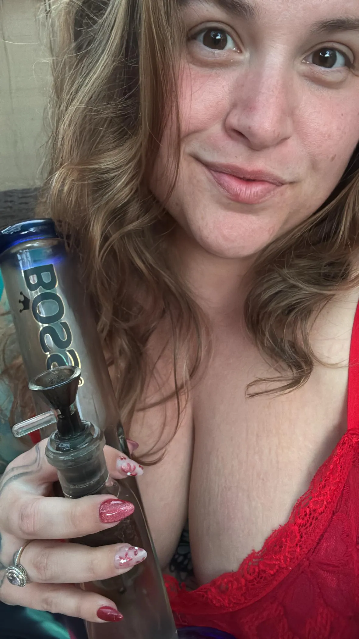 Flirtatious bbw covered in tattoos, happy Friday!