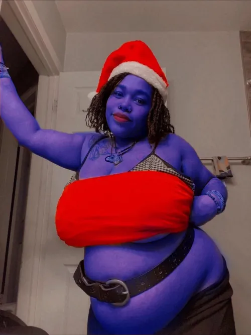 I just need some help taking off this belt I feel like I’m gonna burst😰