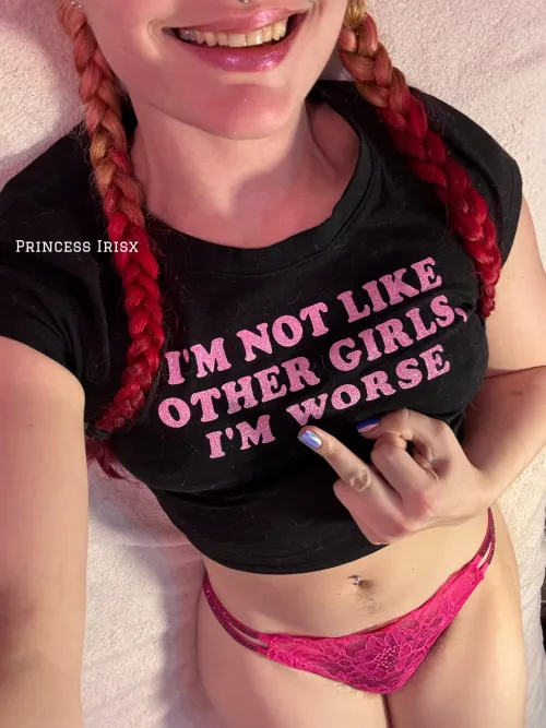 Scrolling, cashcock leaking, and desperate to shoot cashloads right into my pretty bank account 💖 😵‍💫