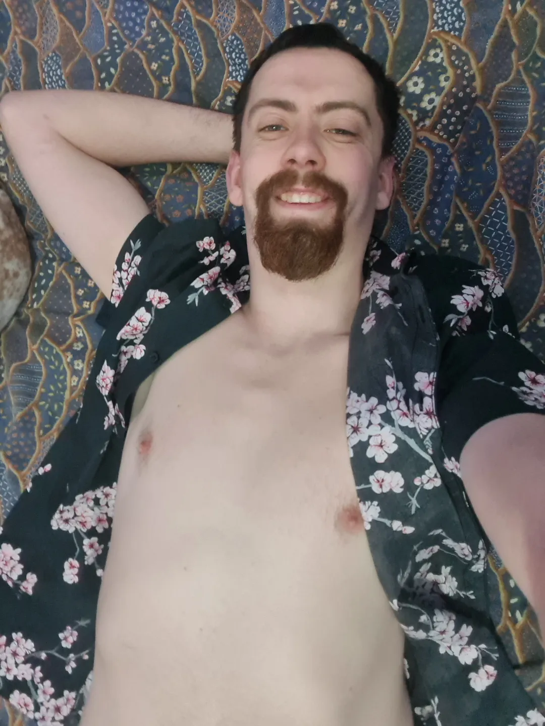 28 from Essex, come play with me.