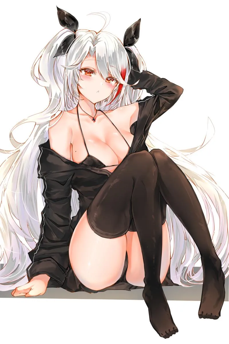 and so she became mommy: artist 
雪猫