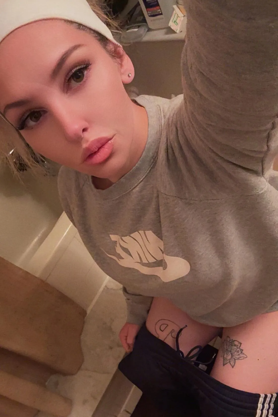 Feeling relaxed in the toilet