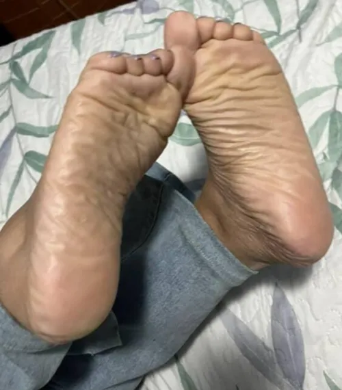 Look at the soles of my feet. You're on Wrinkle counting duty today