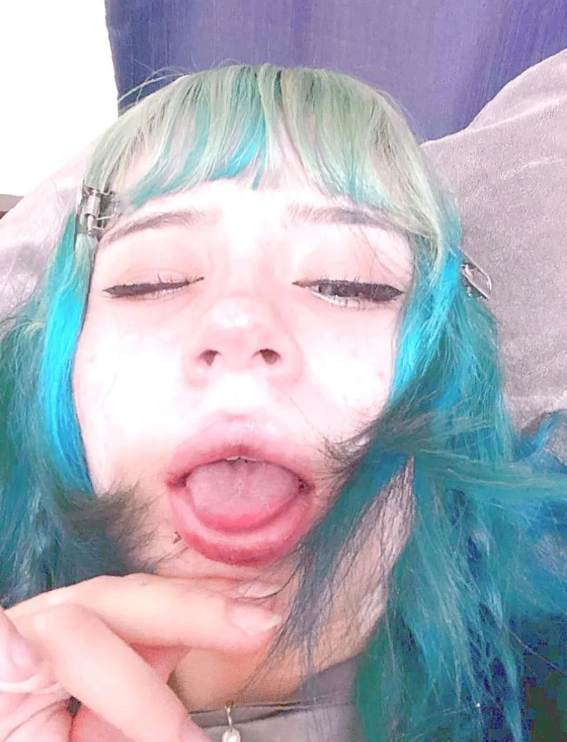 Am I opening it wide enough to take your thingie in my mouth?