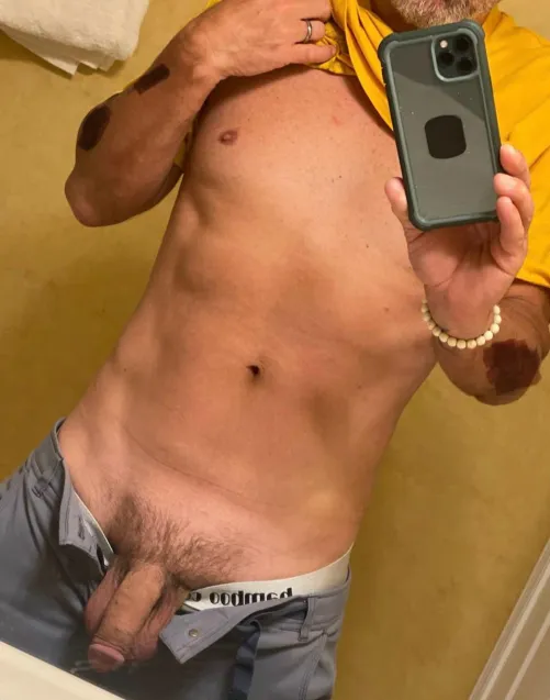 Bored on a Thursday evening. Thought I’d say hi.