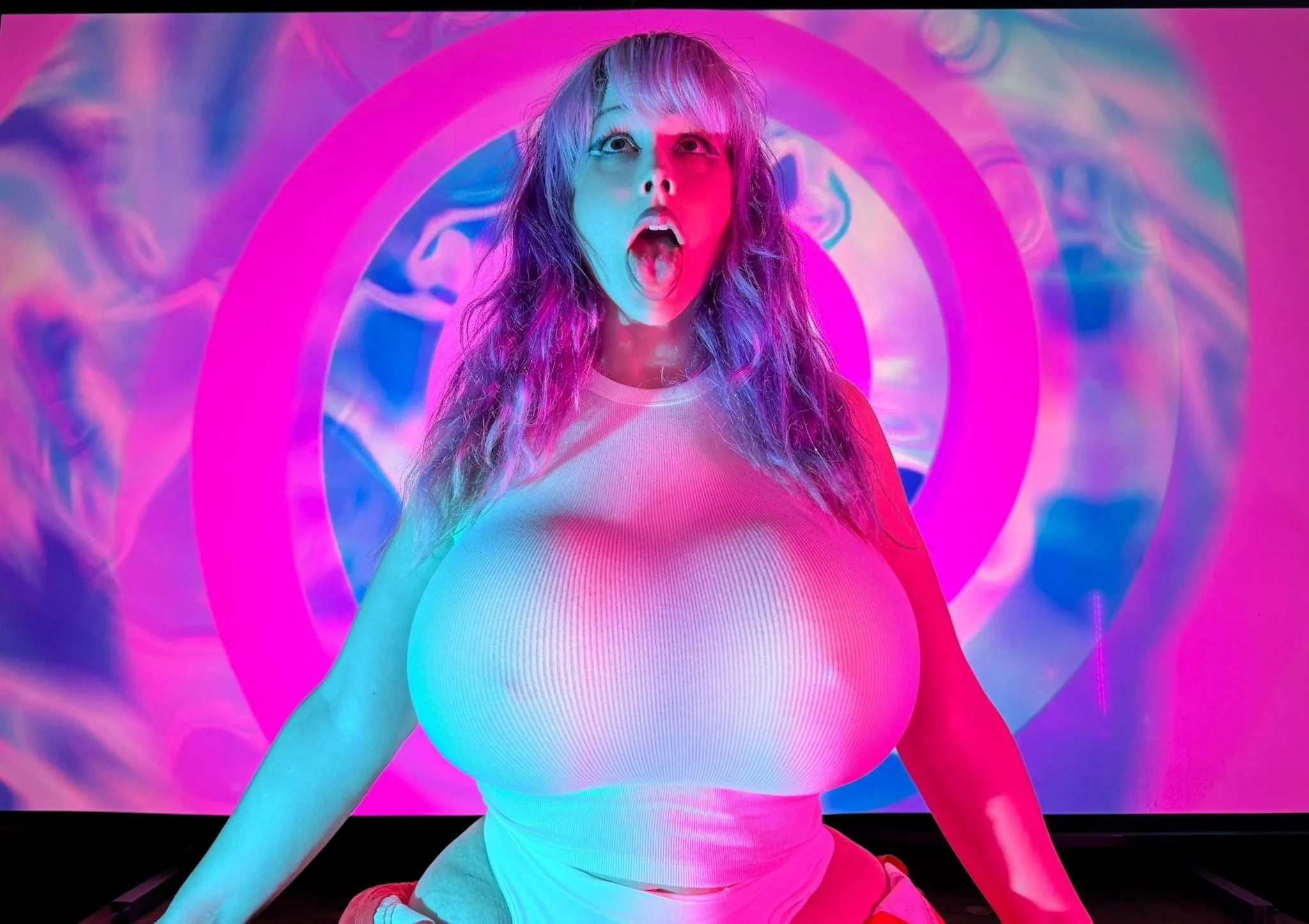 IM JUST HOLES... JUST HOLES..