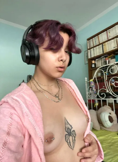 Do you like my bod ? (f21)