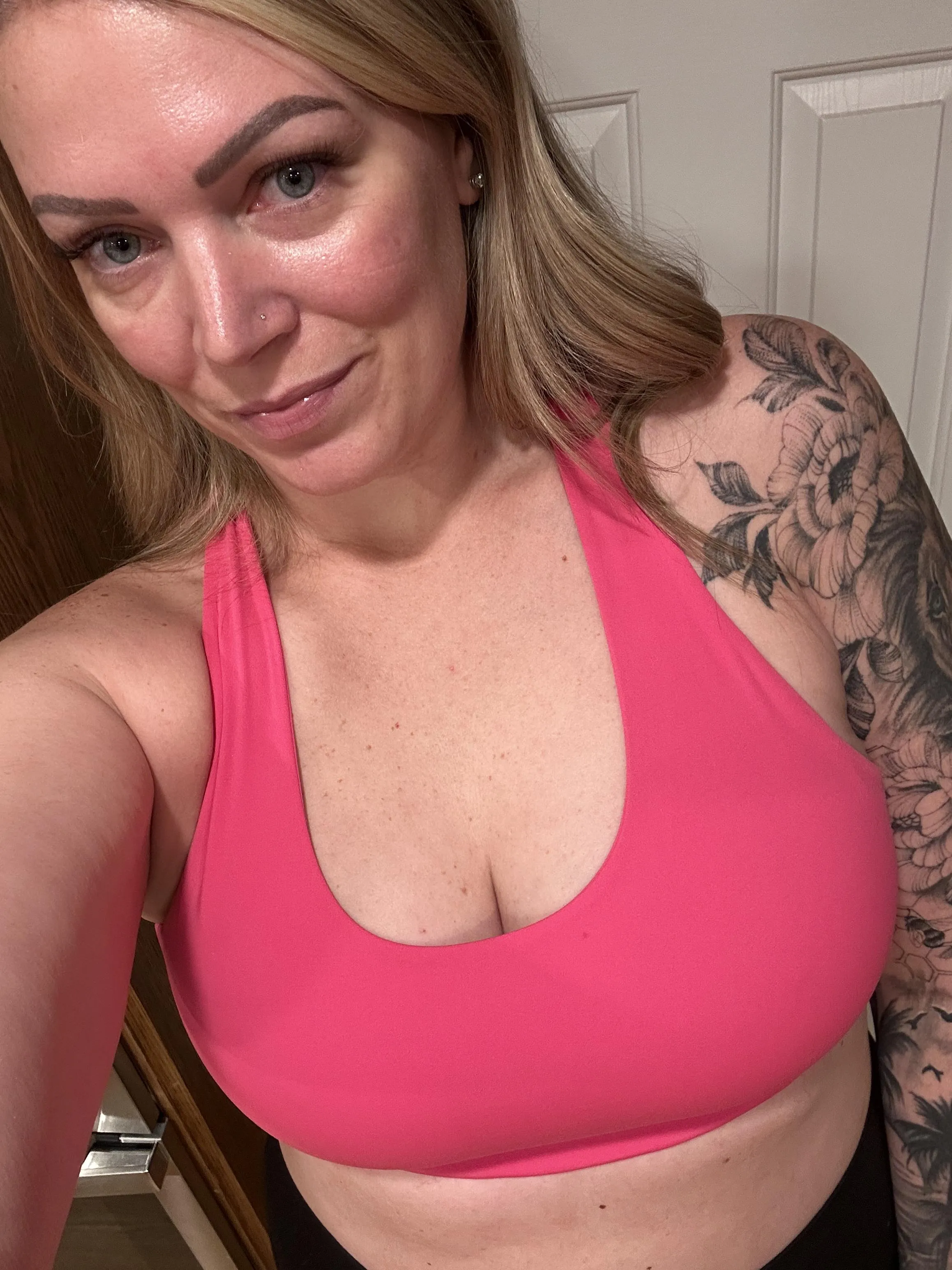 Be honest, would you jerk off to my nudes if i send you some