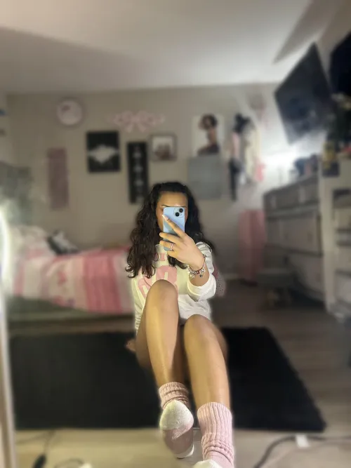 just me, looking sweet while deciding how much money you’re about to lose. 💳🩷😈