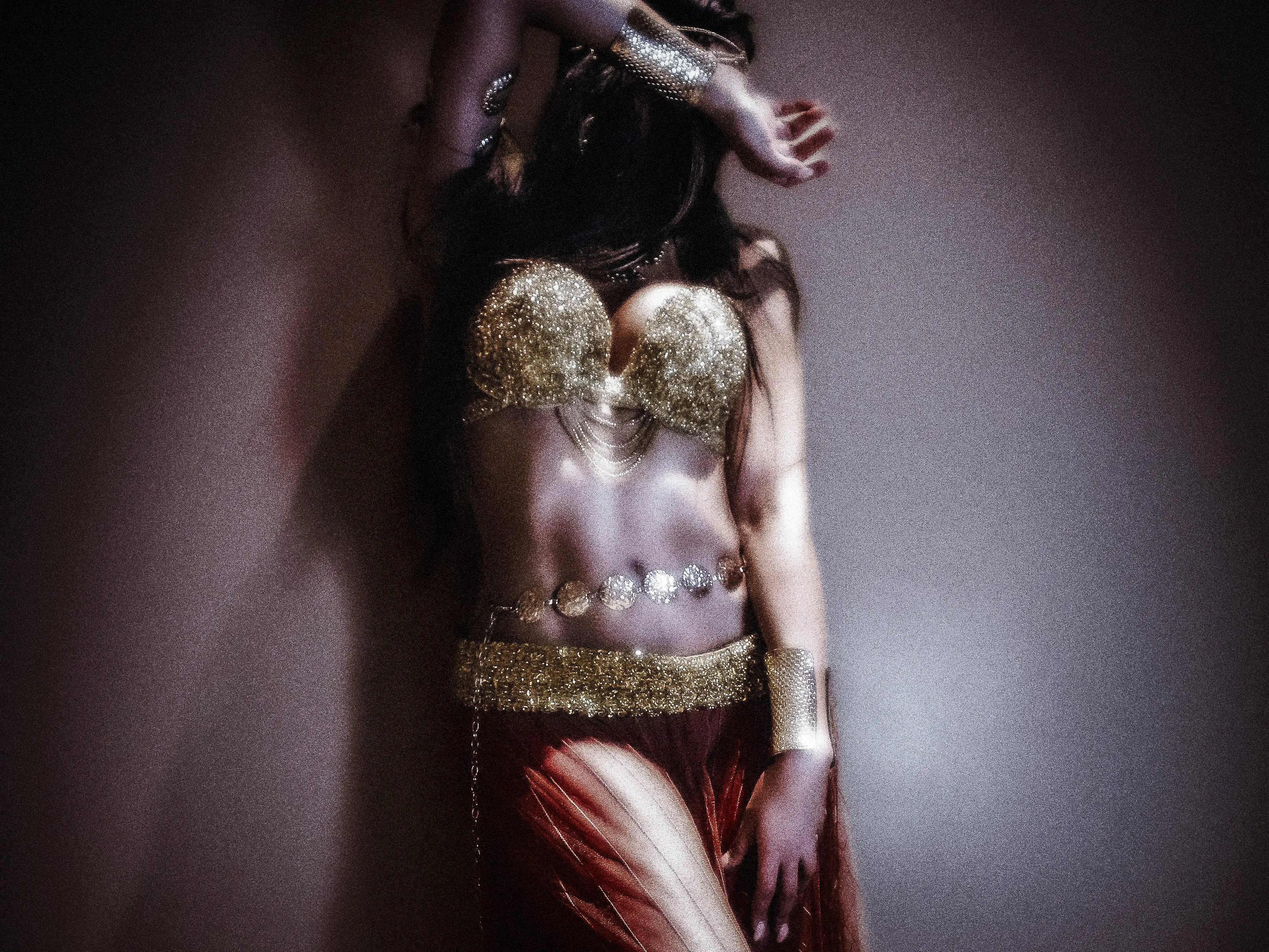 Every movement wakes the jewels