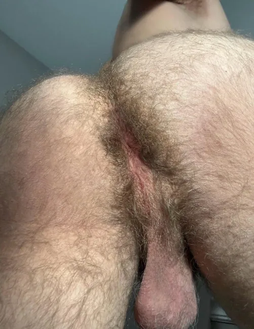 Get your nose a little closer to my dirty hole