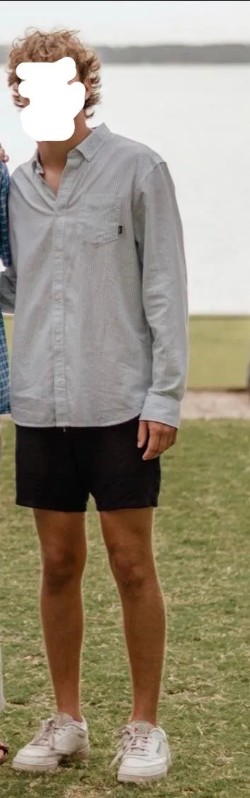 25M Birmingham, looking for couples for threesome can be bull or just join in. I am experienced with couples with fit body and BWC