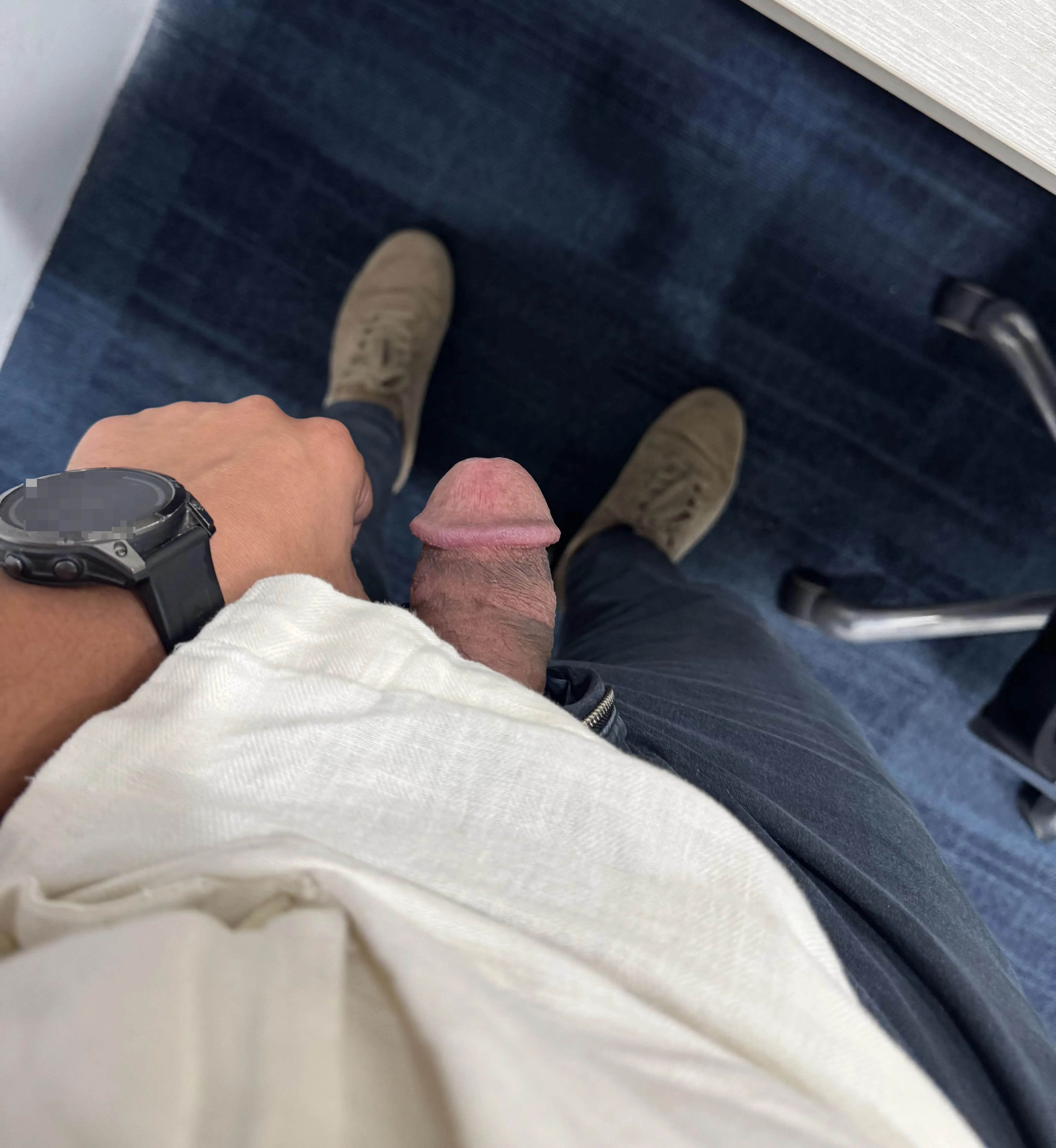 Flying out of the trap (34)