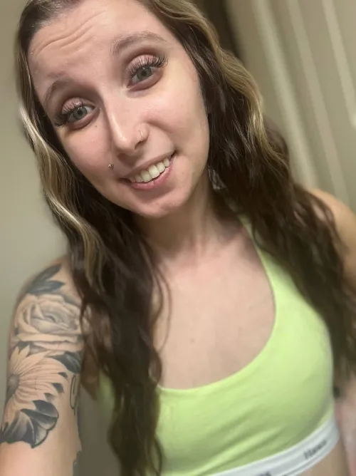 I'll be sending random nudes to Redditors.. who's in? (first 60!)