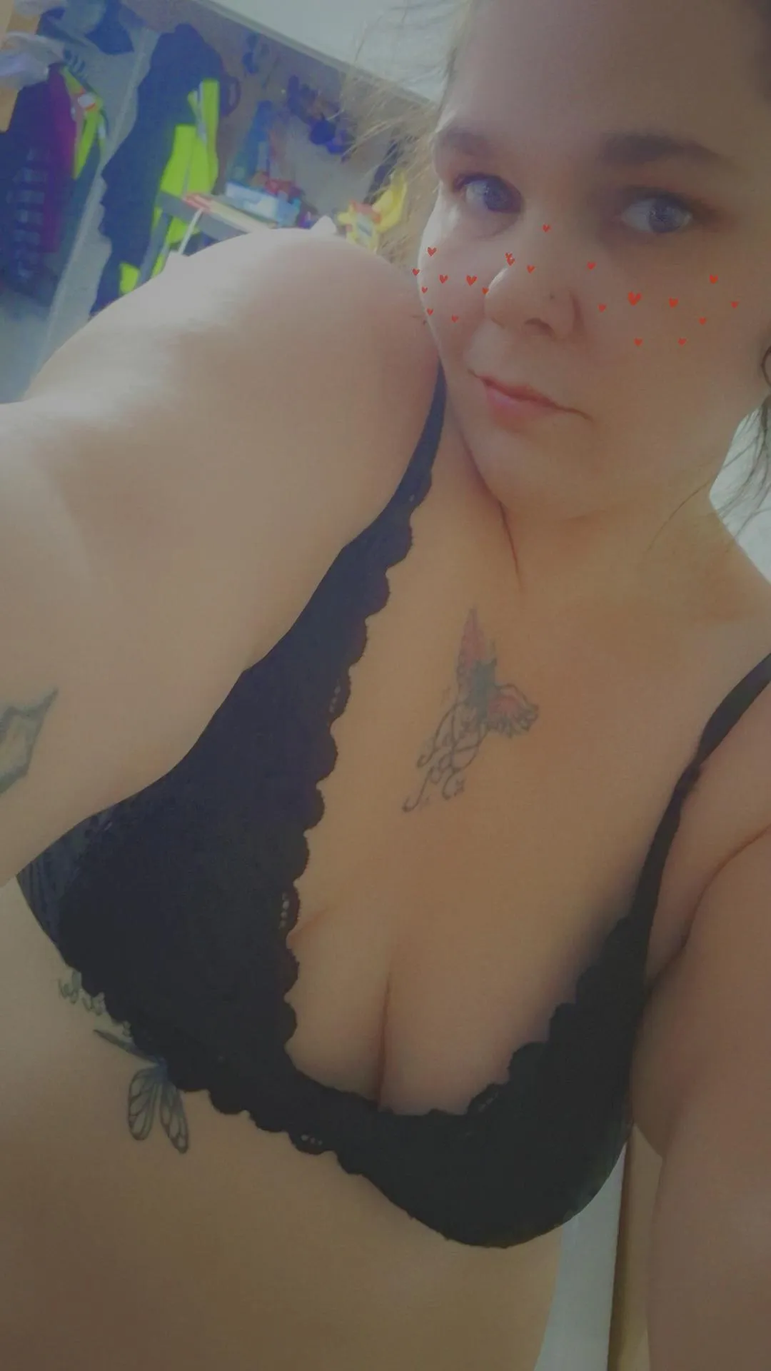 39 [F ] looking to show off per usual