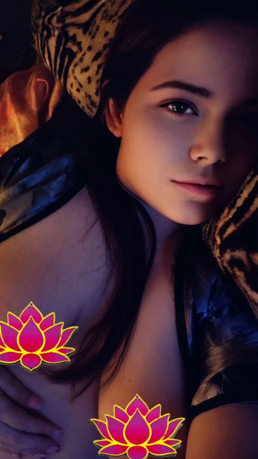 Curvy lap kitten w/ nudes here xoxo