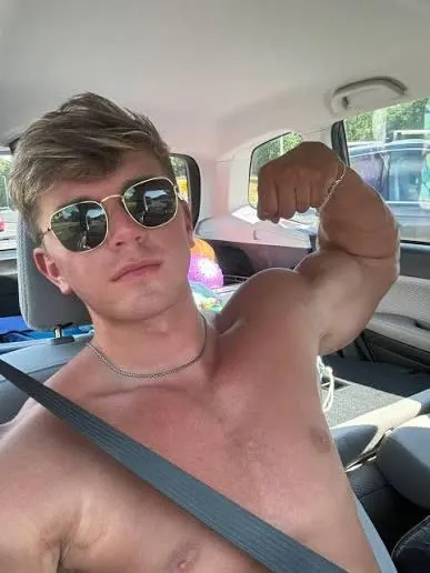 Even when I was on the beach I’m still crushing it.