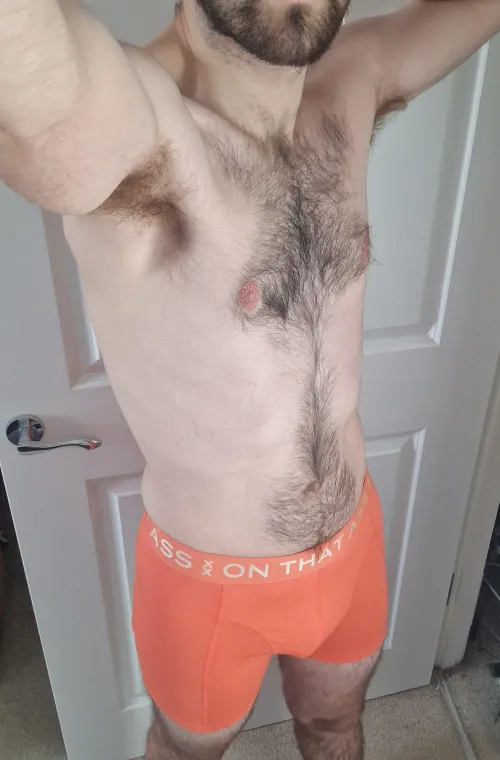 Like someone kinky and hairy, cum check out my free trial 😉