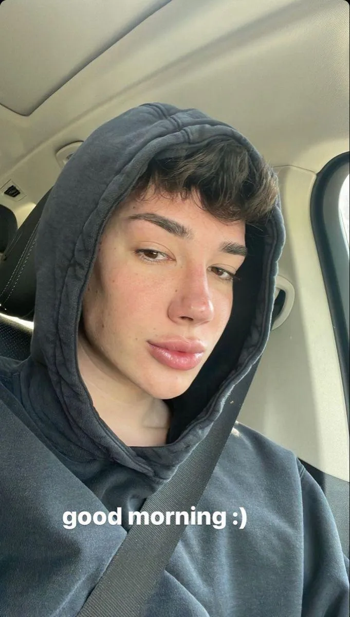 Need someone to do a cum tribute on this on a different screen!! 😩🤤🤤