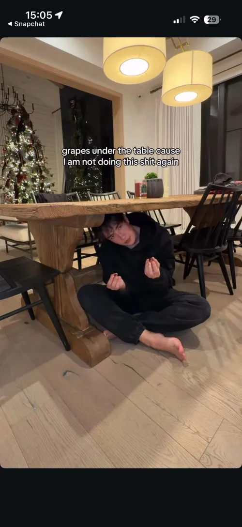 Such cute toesies. 🥹🦶🏻