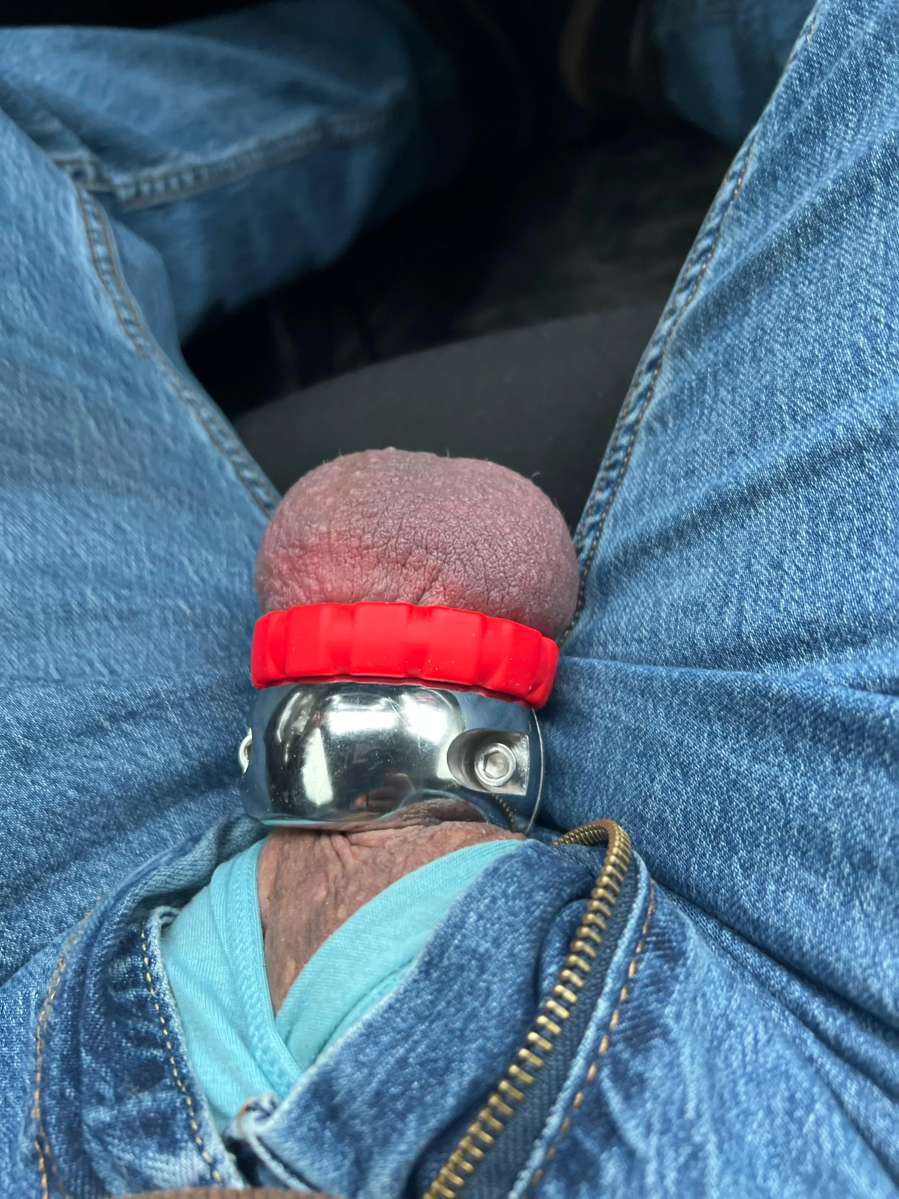 Sunday stretch day!!! Today’s a tough one when it’s only 15° outside!