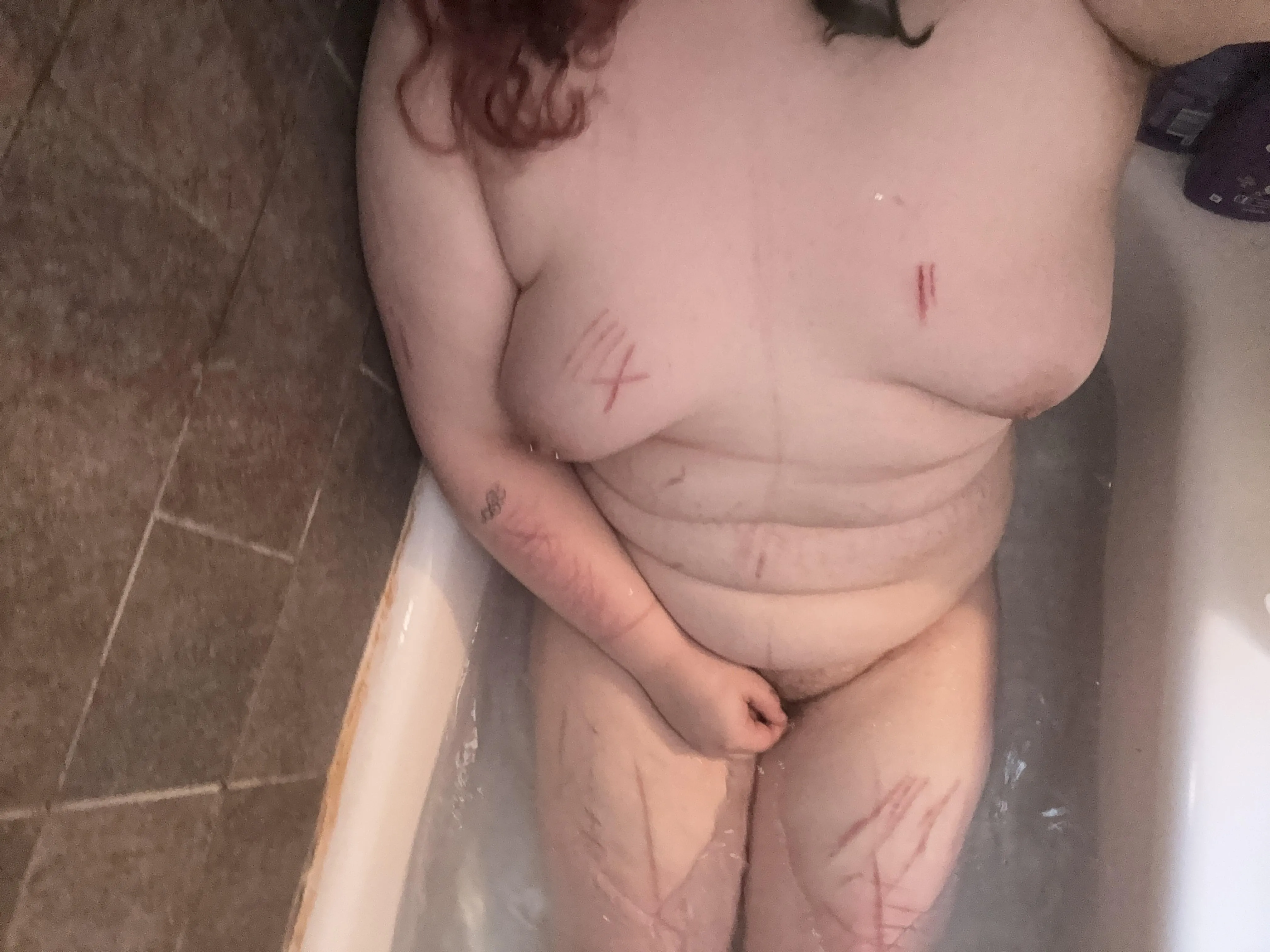 Tgirl in the bath