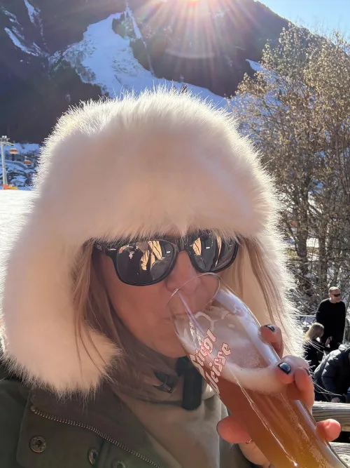 W48 FROM BAVARIA IN SAALBACH