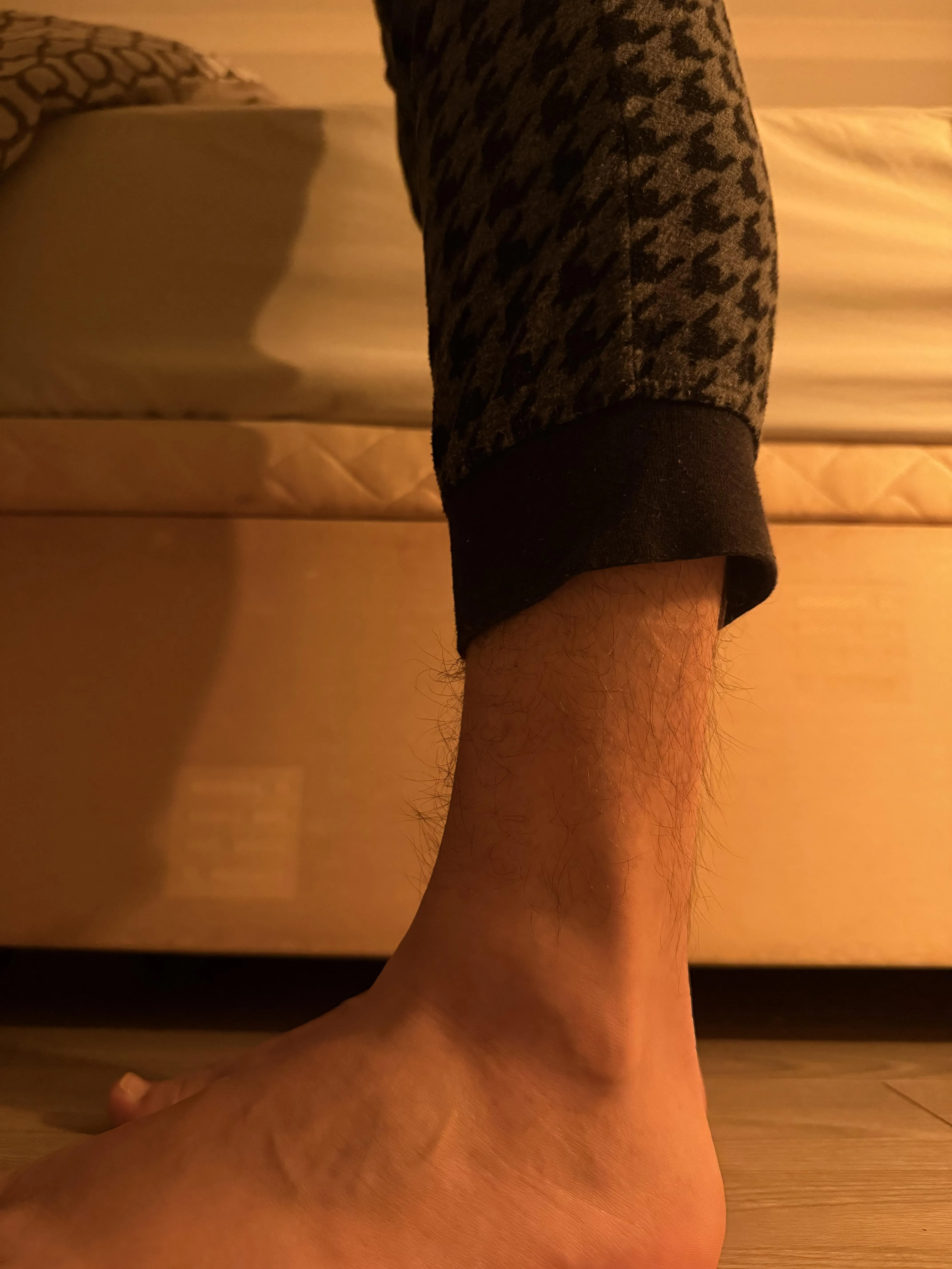 Get subscribed, if you have a foot fetish. Premium content is guaranteed.