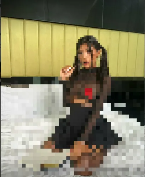 You probably can't even tell who she is loser. but you'll still stroke too her anyways.