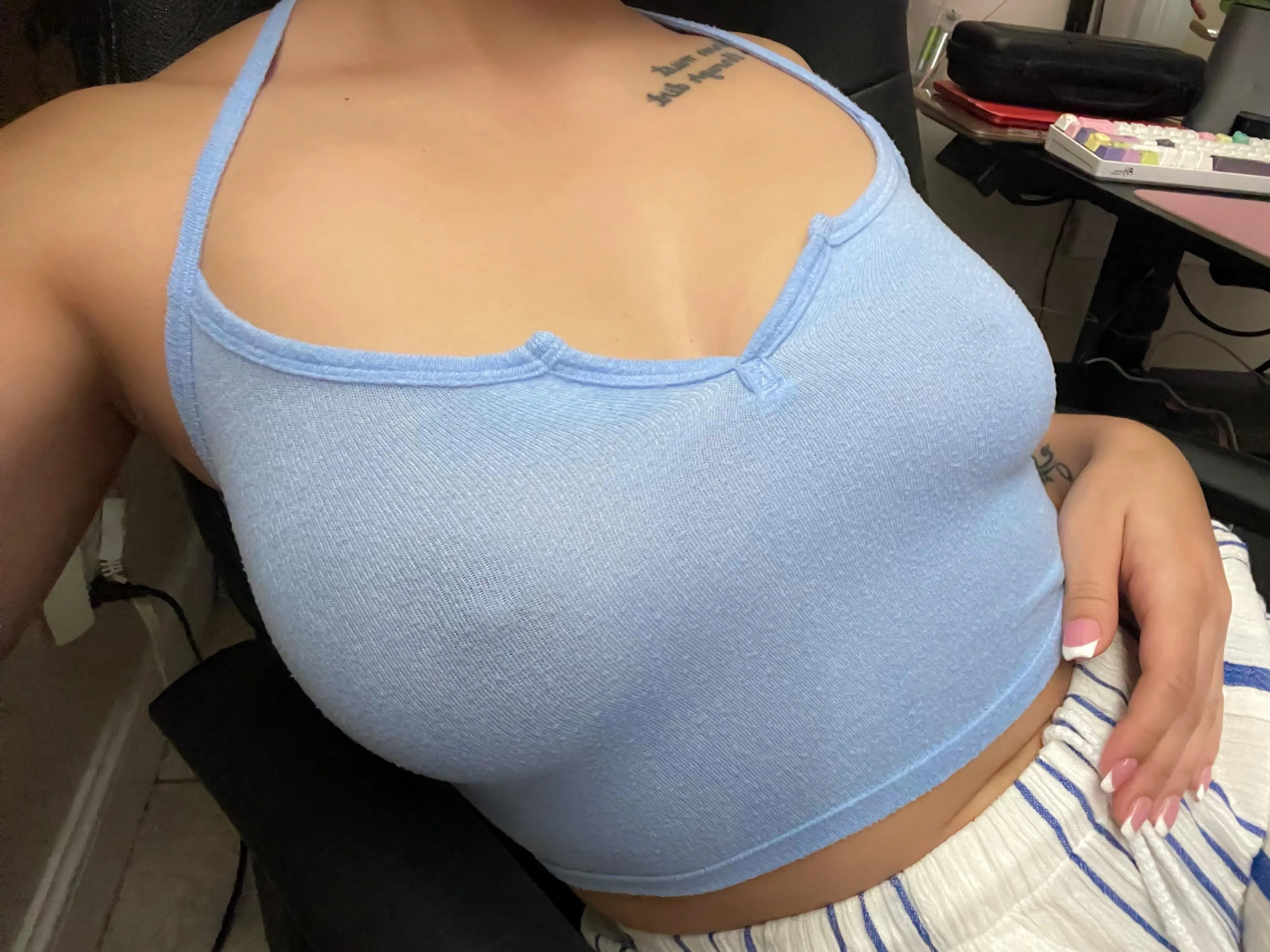 anyone else obsessed with clothed content? :3